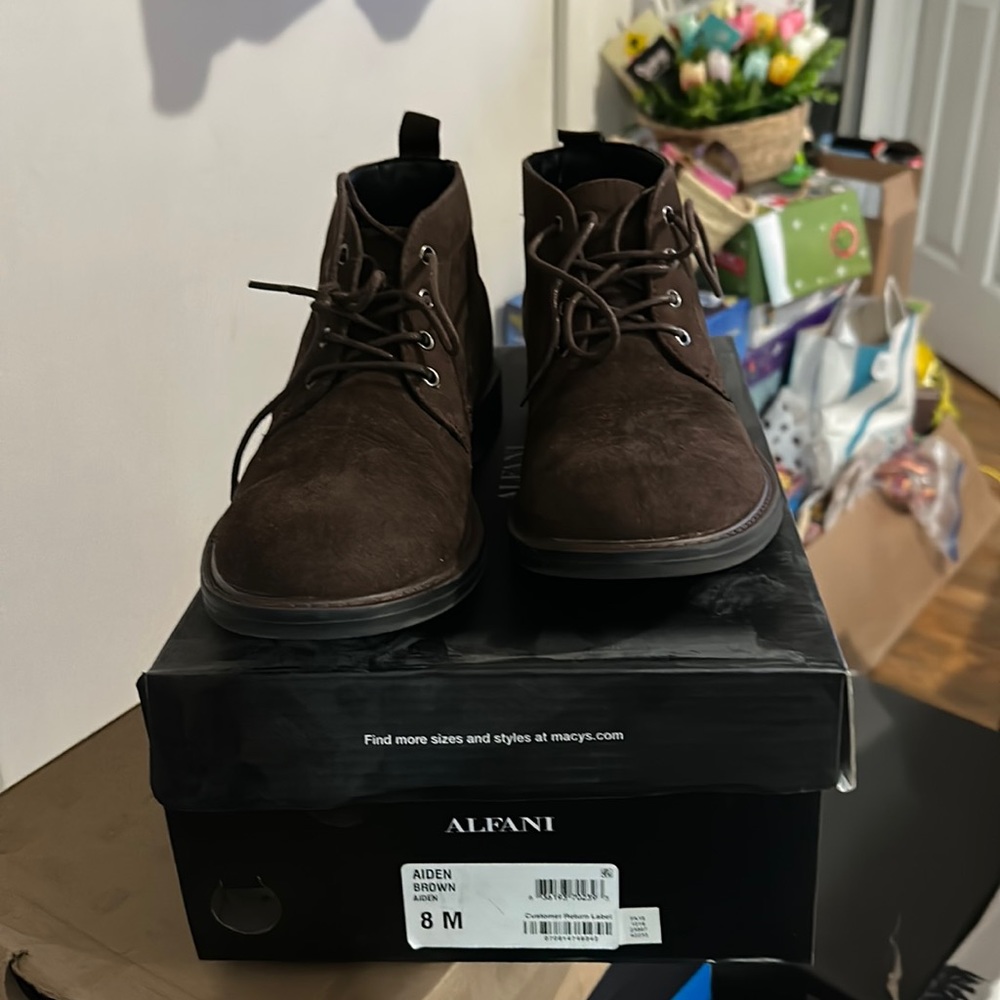Alfani Aiden chukka boots, men’s size 8, brown